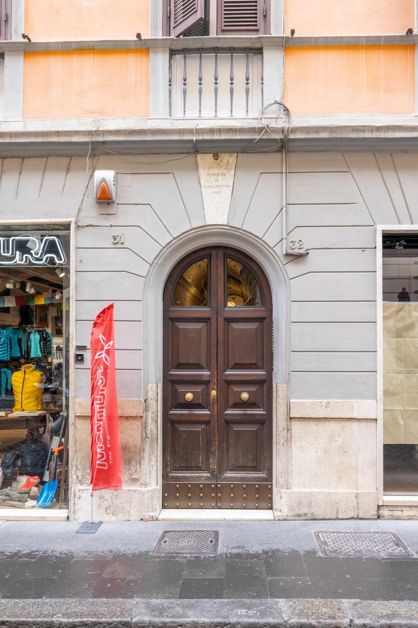 Ferienwohnung Hiro Studio A Piazza Di Spagna Rom Exterior foto